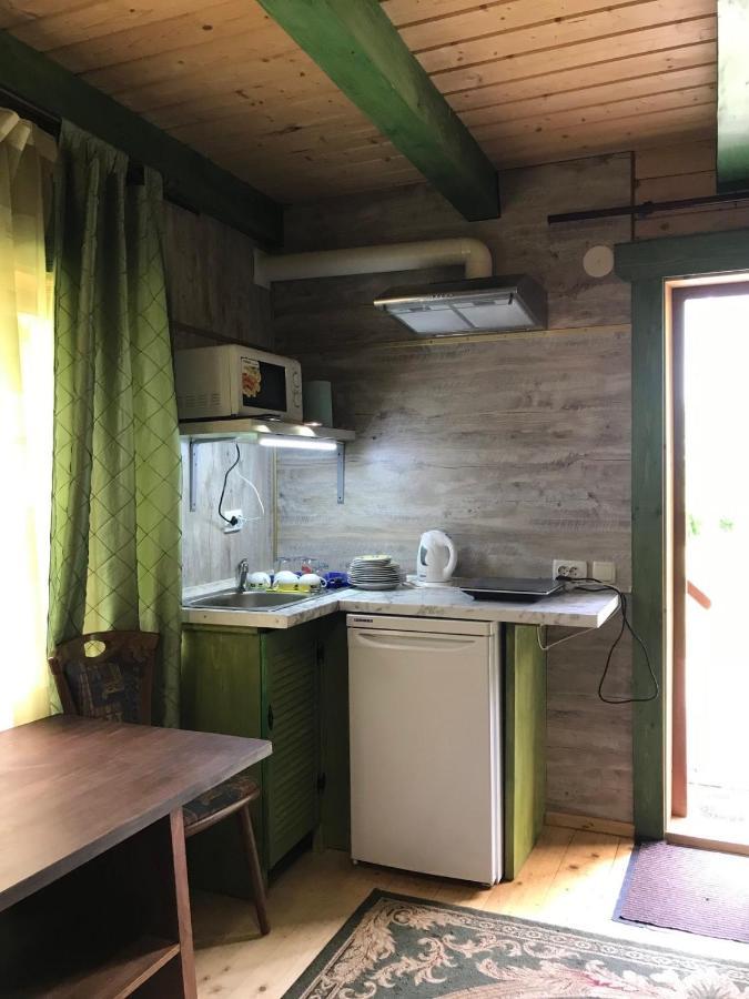 Садиба "У Наталії" タターリウ エクステリア 写真